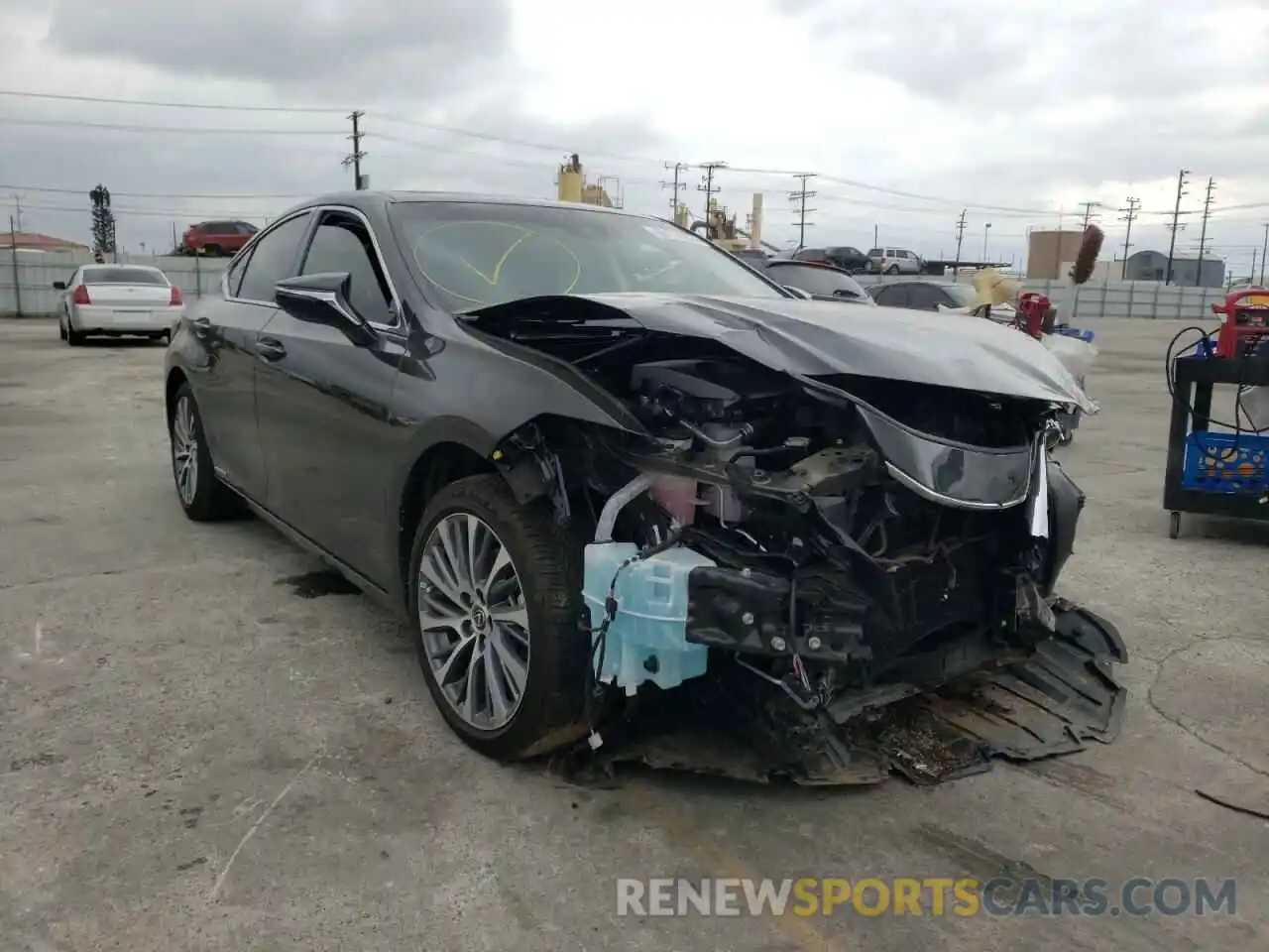 1 Photograph of a damaged car 58ADA1C12MU008306 LEXUS ES300 2021