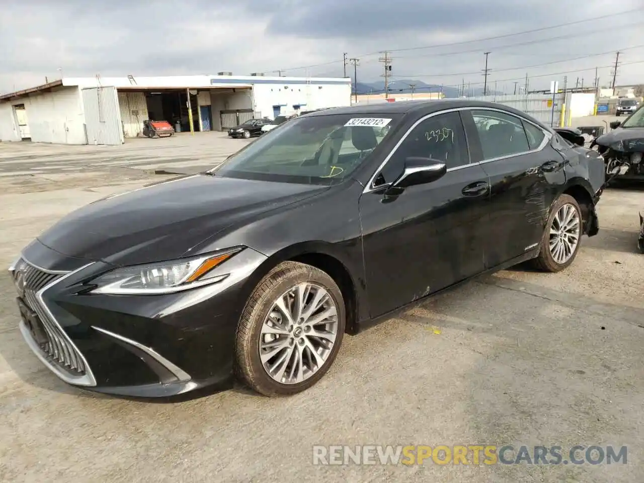 2 Photograph of a damaged car 58ADA1C12MU010444 LEXUS ES300 2021