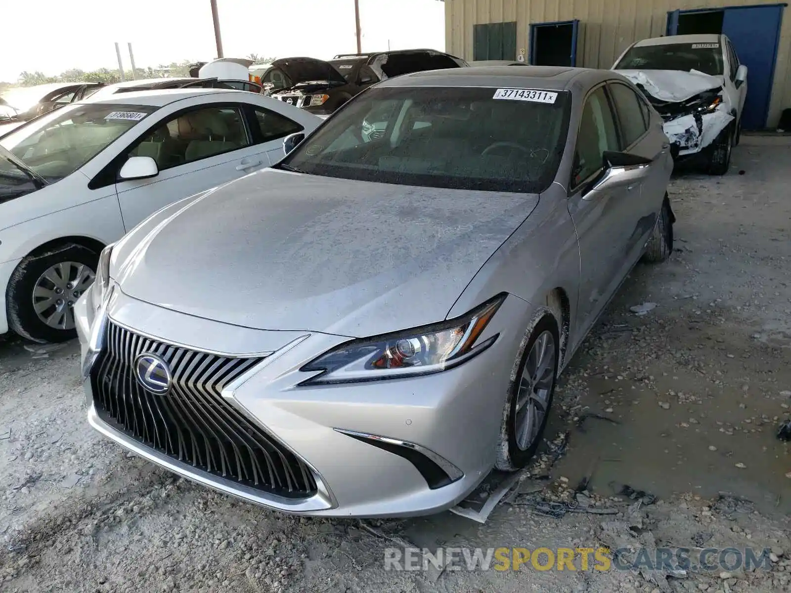 2 Photograph of a damaged car 58ADA1C13MU004894 LEXUS ES300 2021