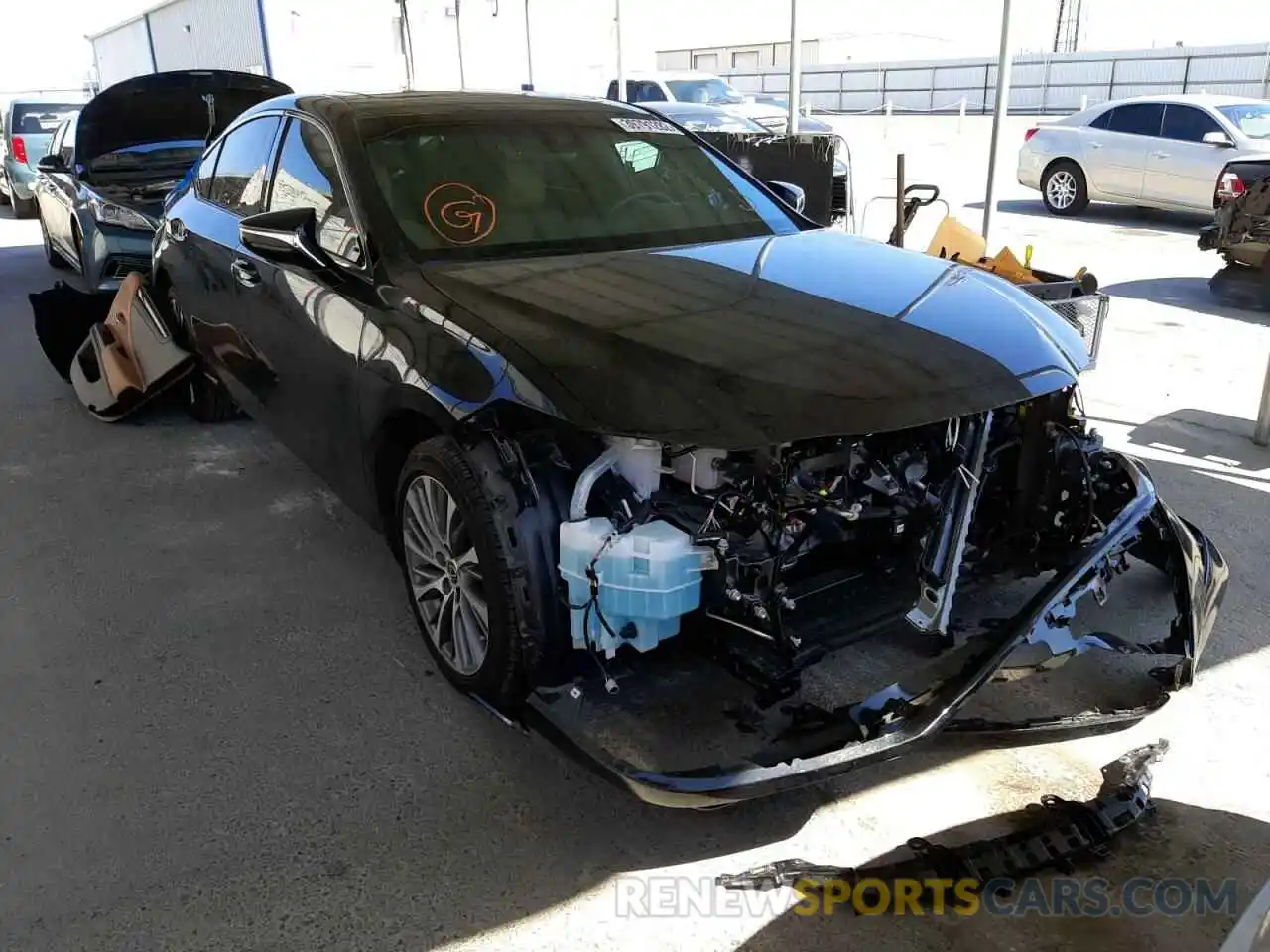 1 Photograph of a damaged car 58ADA1C14MU008551 LEXUS ES300 2021