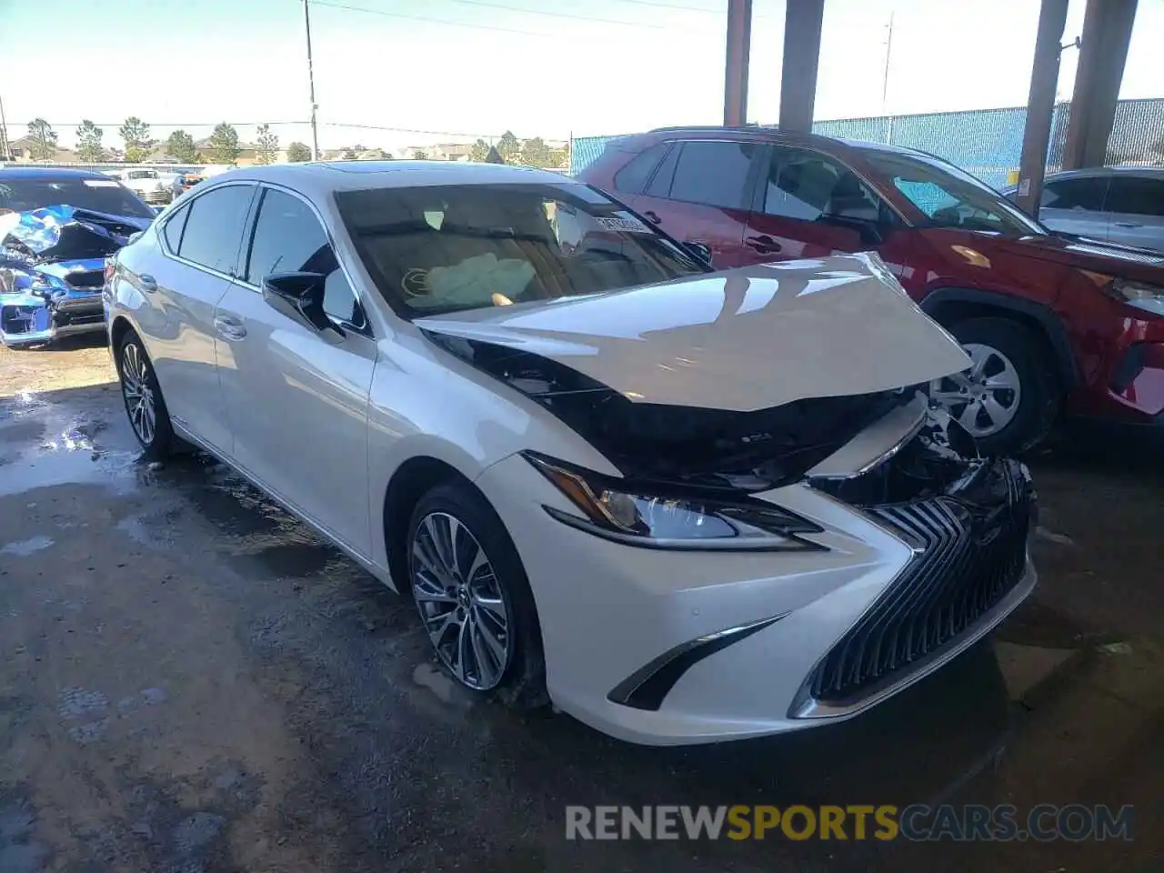 1 Photograph of a damaged car 58ADA1C15MU004511 LEXUS ES300 2021