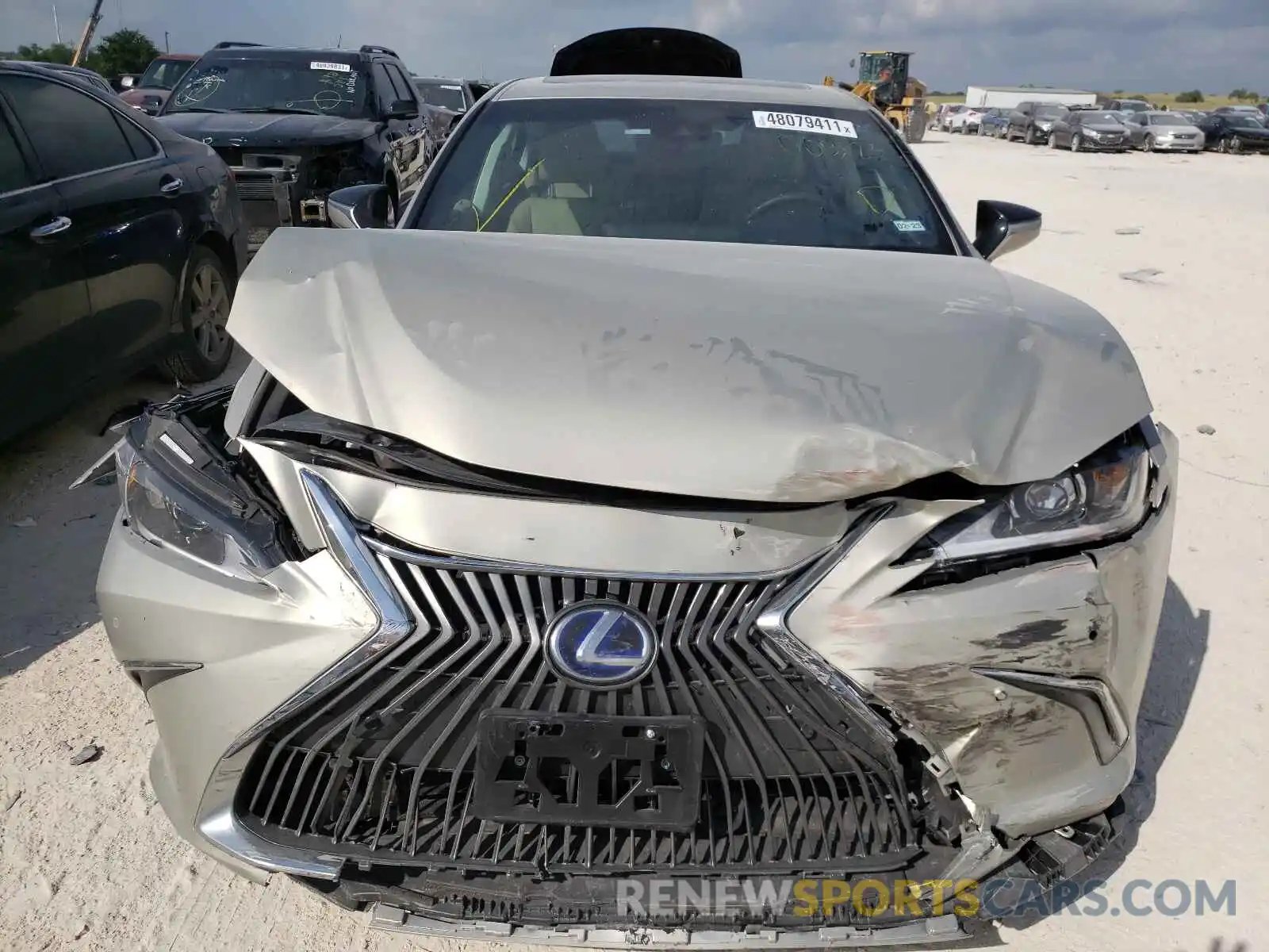 9 Photograph of a damaged car 58ADA1C16MU005523 LEXUS ES300 2021