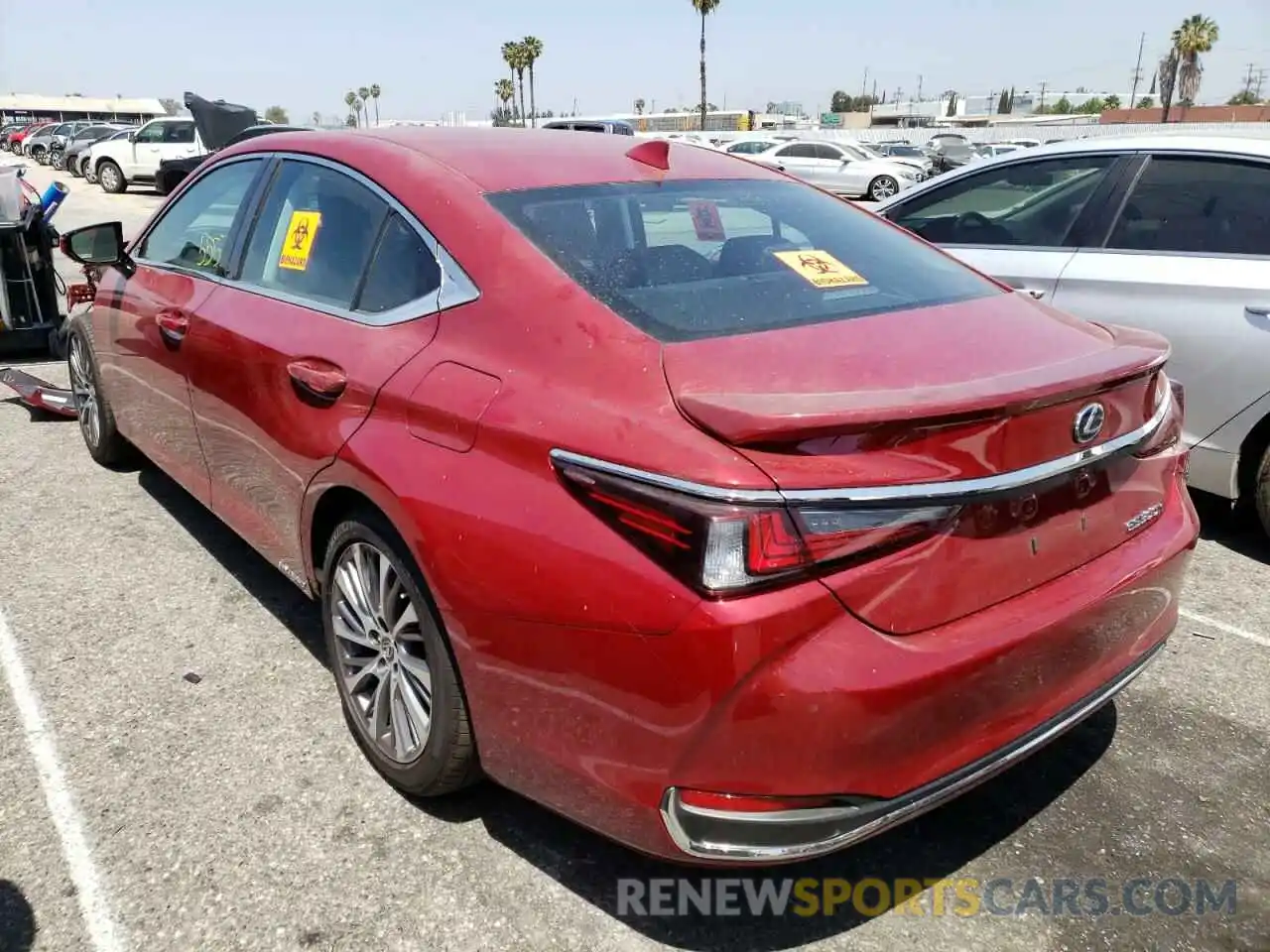 3 Photograph of a damaged car 58ADA1C18MU005944 LEXUS ES300 2021