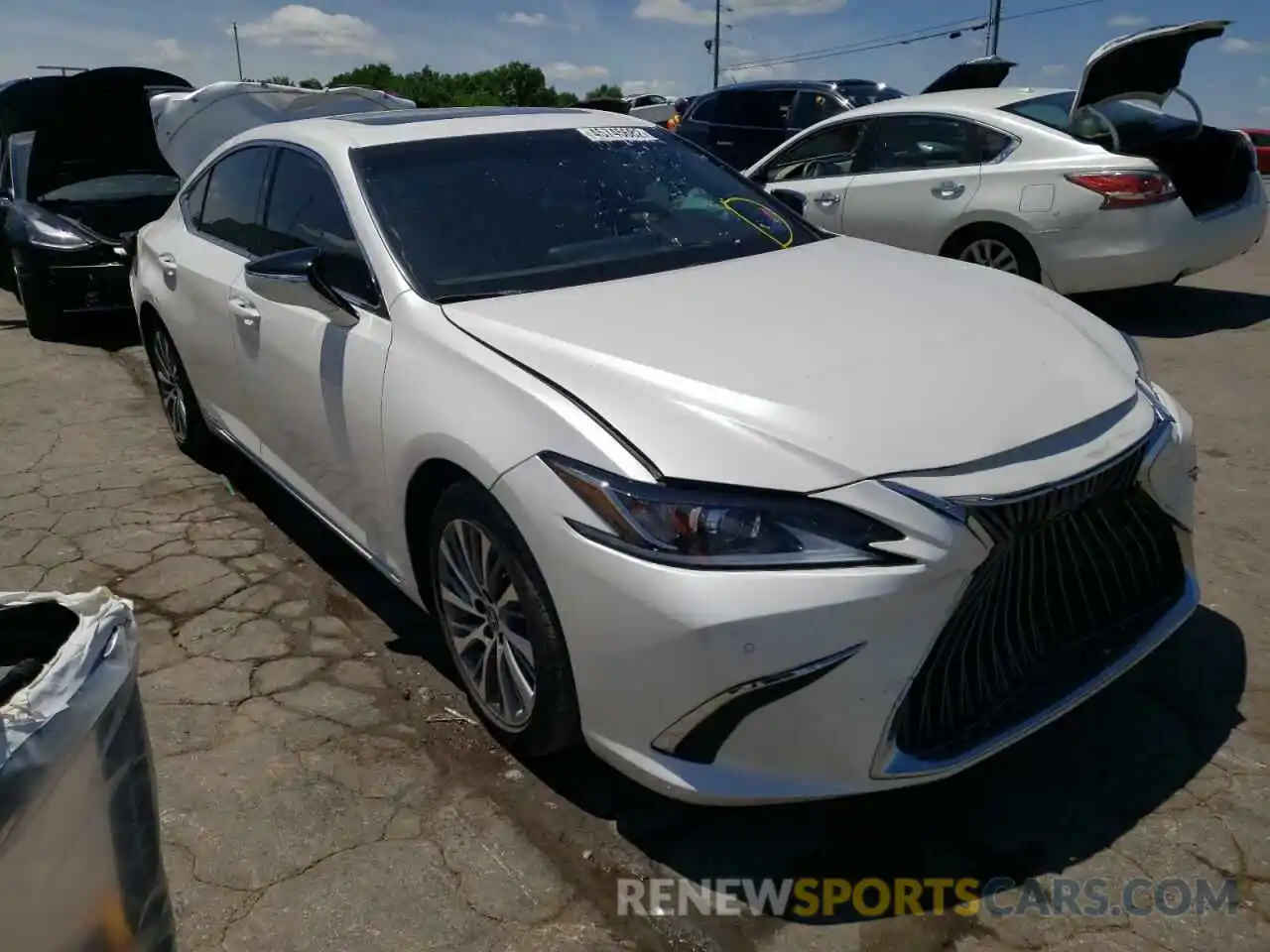 1 Photograph of a damaged car 58ADA1C18MU007001 LEXUS ES300 2021