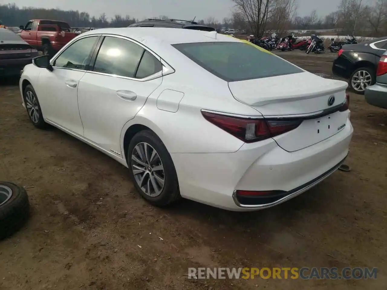 3 Photograph of a damaged car 58ADA1C18MU009024 LEXUS ES300 2021