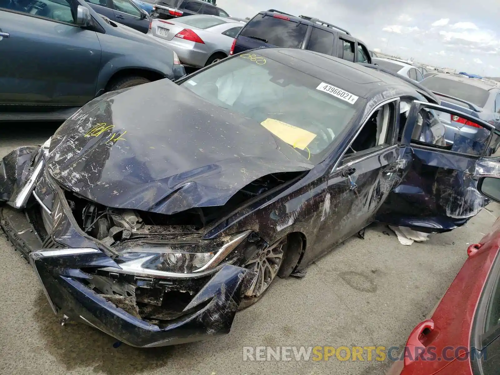 2 Фотография поврежденного автомобиля 58ADA1C19MU001398 LEXUS ES300 2021