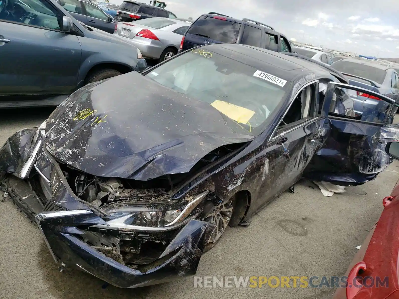 9 Photograph of a damaged car 58ADA1C19MU001398 LEXUS ES300 2021