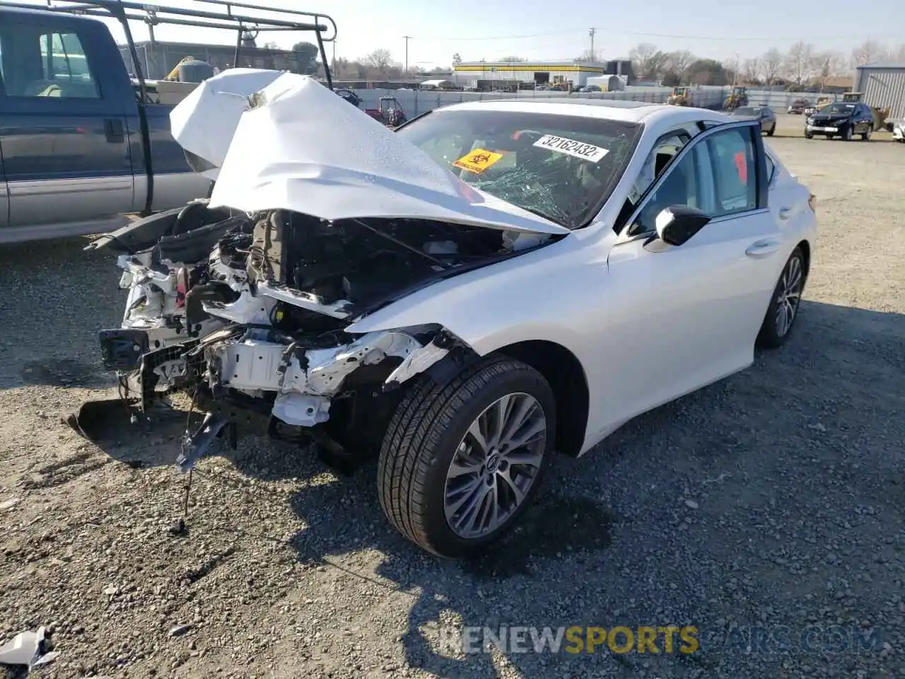 2 Photograph of a damaged car 58ADA1C19MU012045 LEXUS ES300 2021