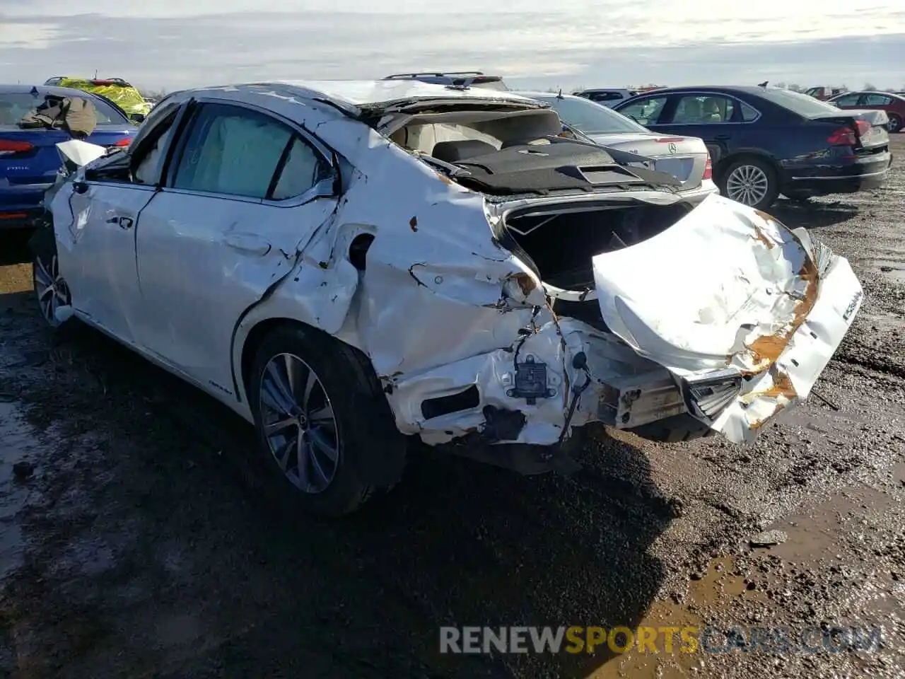 3 Photograph of a damaged car 58ADA1C1XMU007064 LEXUS ES300 2021