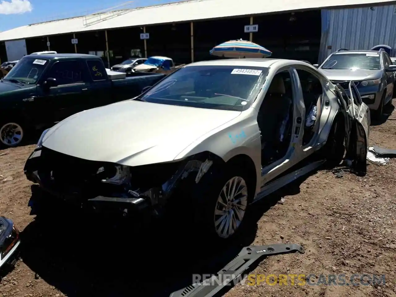 2 Photograph of a damaged car 58AEA1C16MU011200 LEXUS ES300 2021