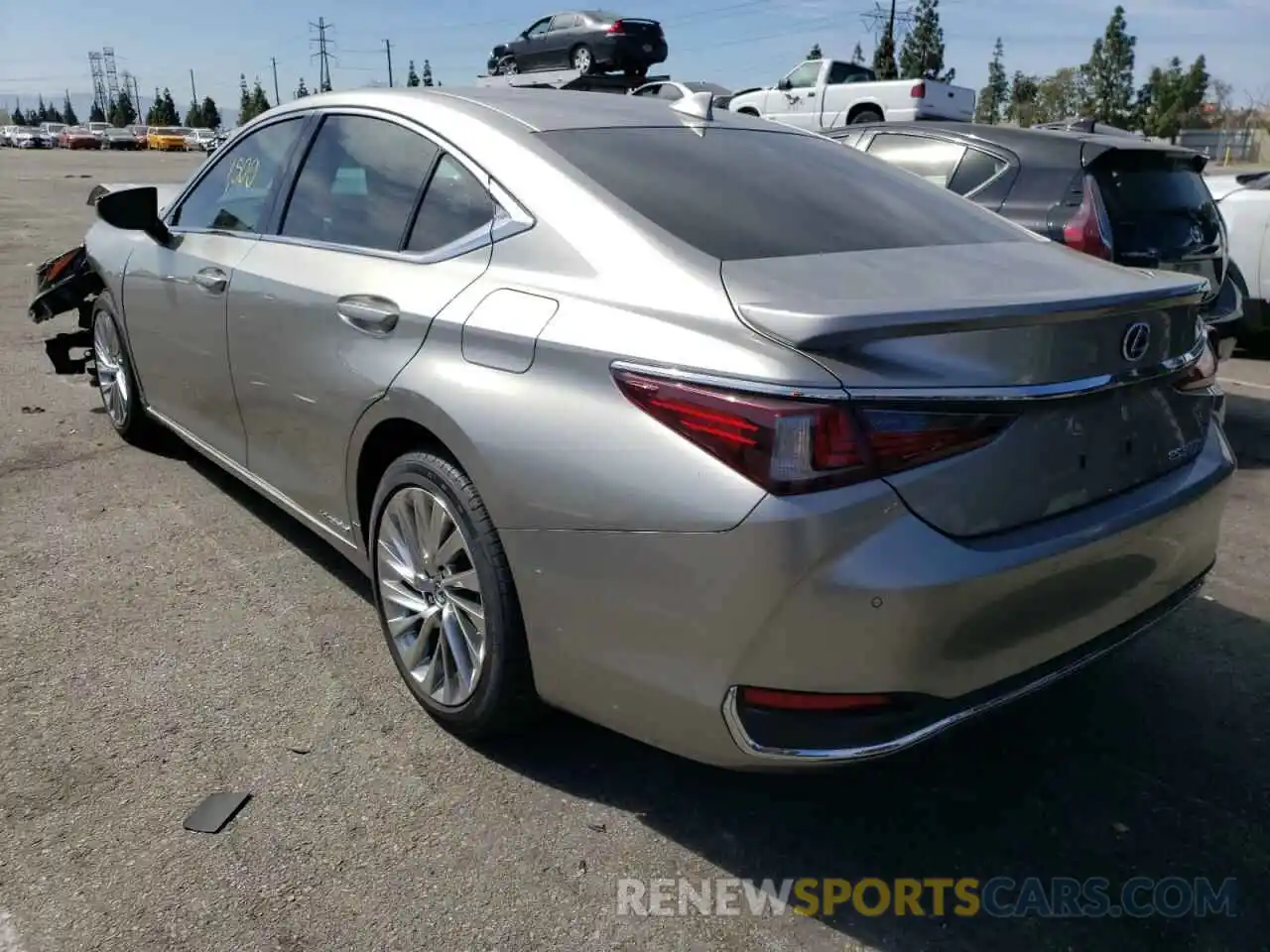 3 Photograph of a damaged car 58AEA1C17MU003946 LEXUS ES300 2021