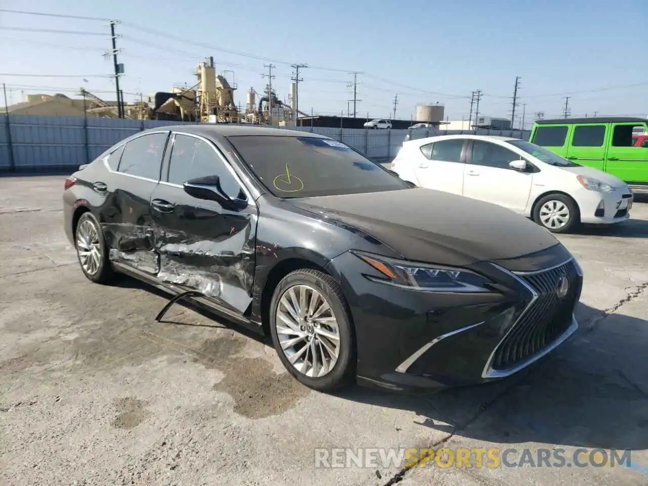 1 Photograph of a damaged car 58AEA1C19MU002054 LEXUS ES300 2021