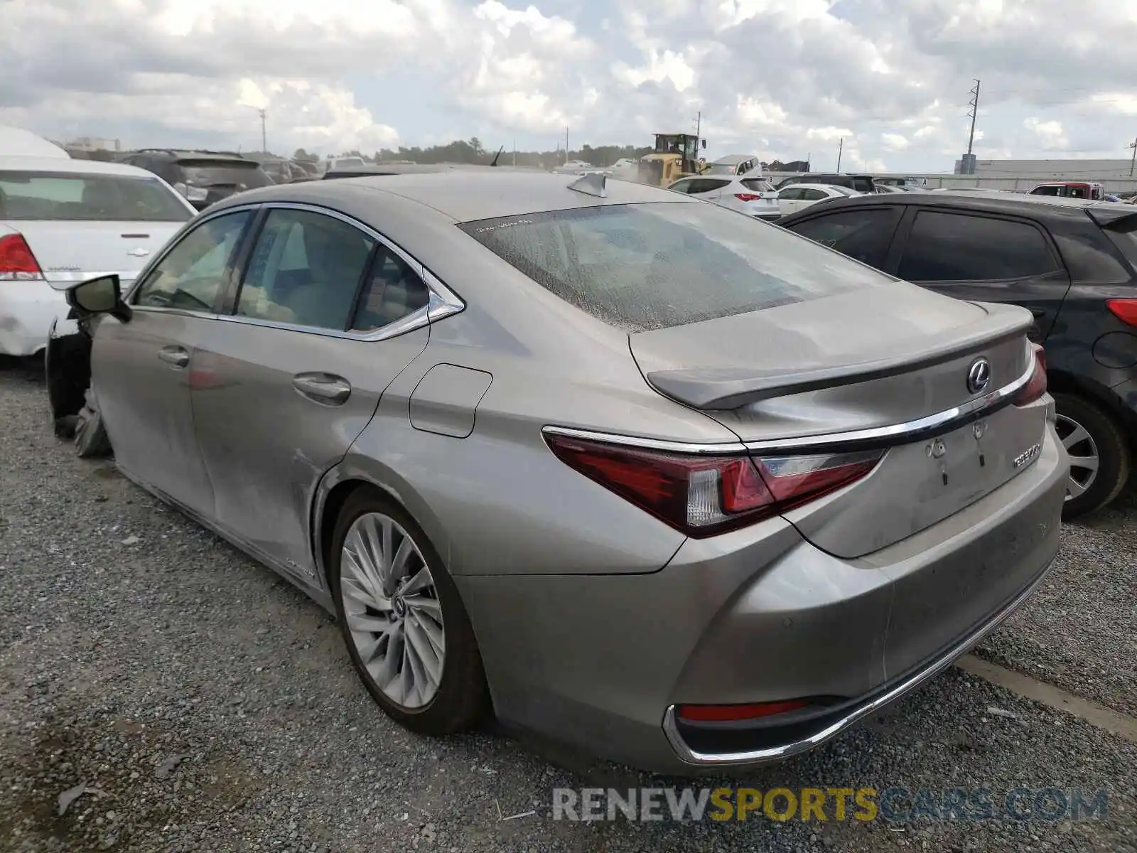 3 Photograph of a damaged car 58AFA1C13MU004063 LEXUS ES300 2021