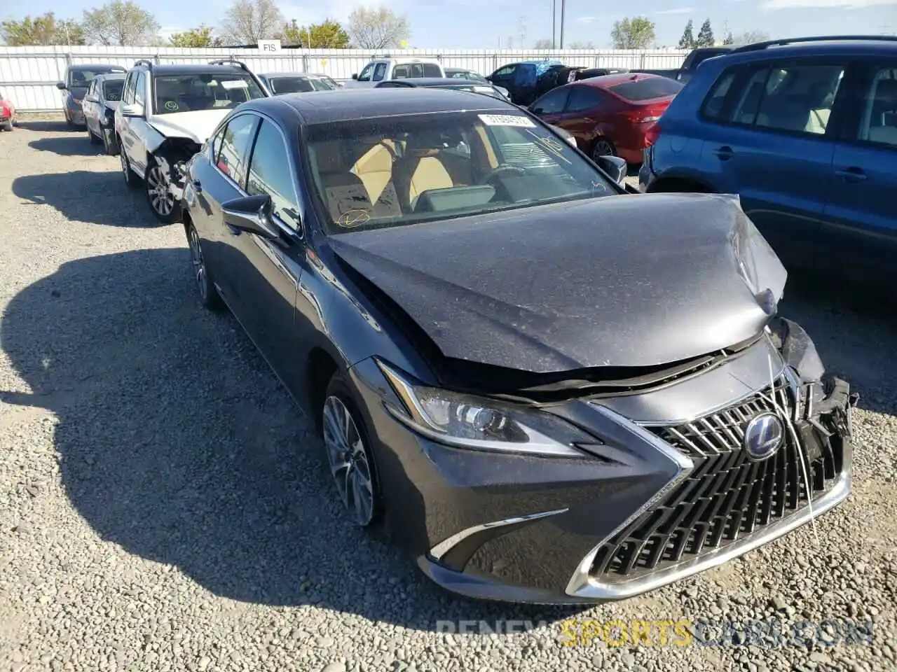 1 Photograph of a damaged car 58ACA1C19NU013323 LEXUS ES300 2022