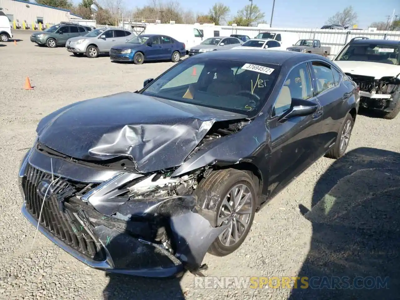 2 Photograph of a damaged car 58ACA1C19NU013323 LEXUS ES300 2022