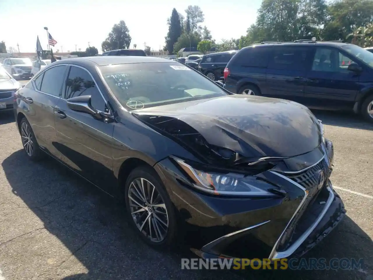 1 Photograph of a damaged car 58ADA1C1XNU017837 LEXUS ES300 2022