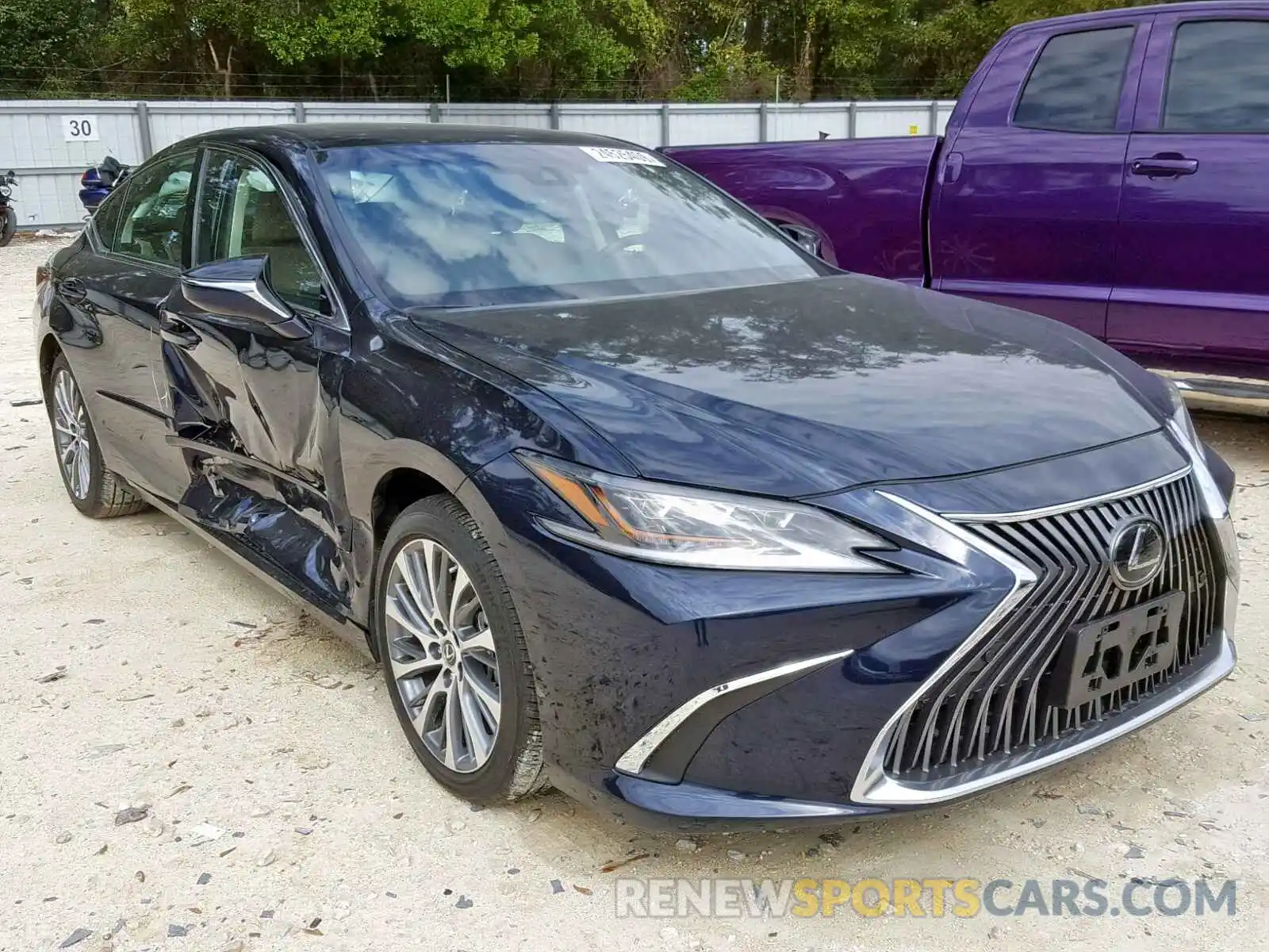 1 Photograph of a damaged car 58ABZ1B10KU001515 LEXUS ES350 2019