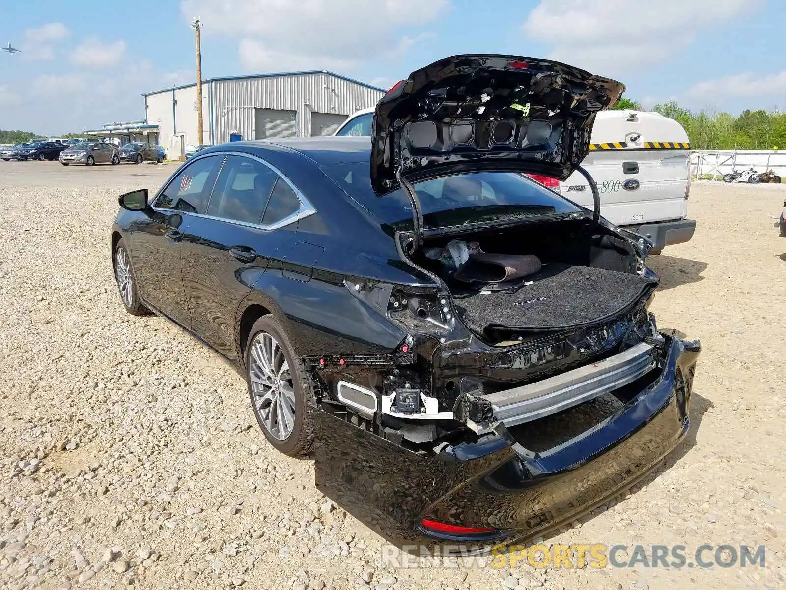 3 Photograph of a damaged car 58ABZ1B10KU002891 LEXUS ES350 2019