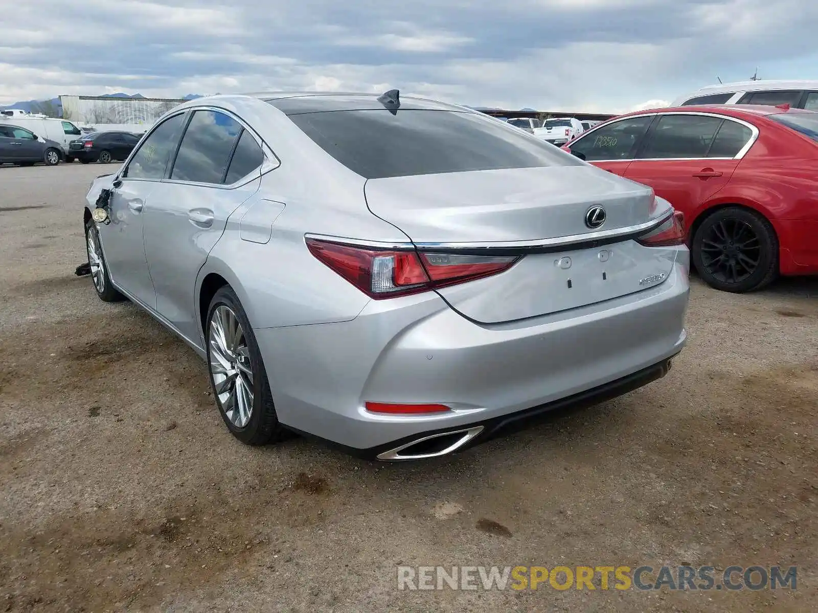 3 Photograph of a damaged car 58ABZ1B10KU003586 LEXUS ES350 2019