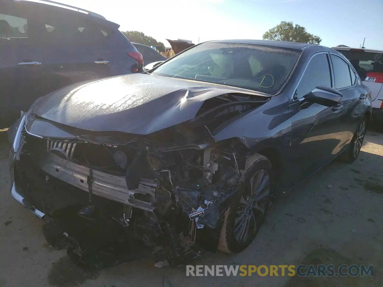 9 Photograph of a damaged car 58ABZ1B10KU008822 LEXUS ES350 2019