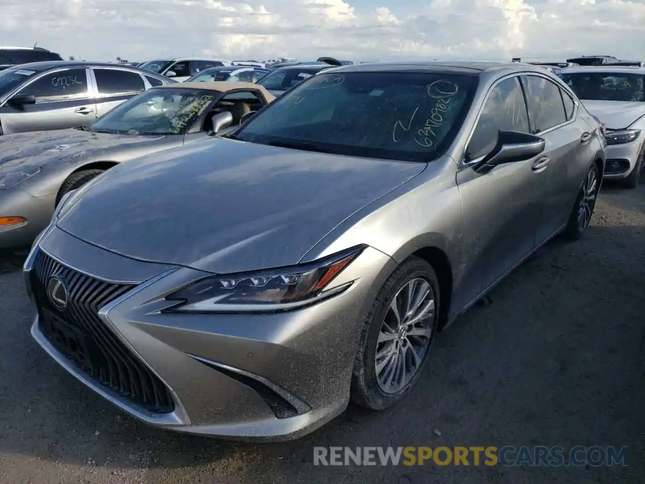 2 Photograph of a damaged car 58ABZ1B10KU010229 LEXUS ES350 2019