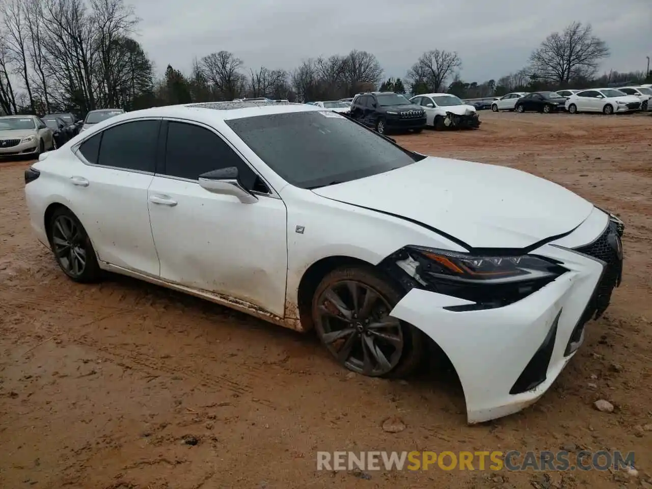 4 Photograph of a damaged car 58ABZ1B10KU010831 LEXUS ES350 2019