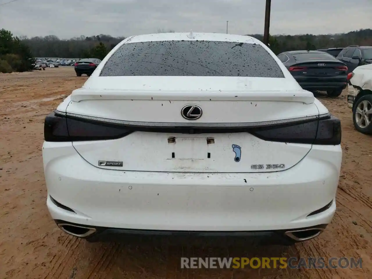 6 Photograph of a damaged car 58ABZ1B10KU010831 LEXUS ES350 2019