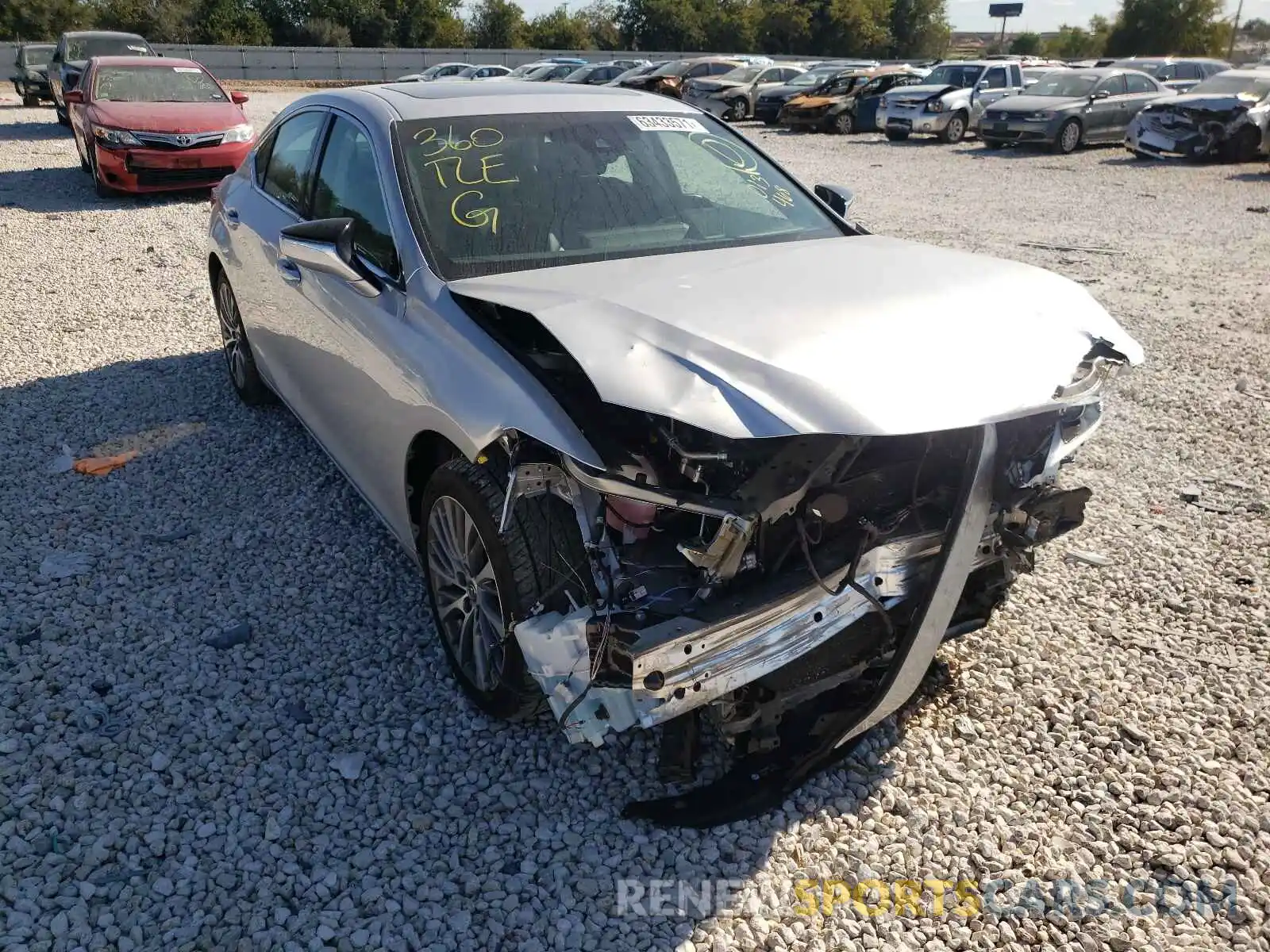 1 Photograph of a damaged car 58ABZ1B10KU013468 LEXUS ES350 2019