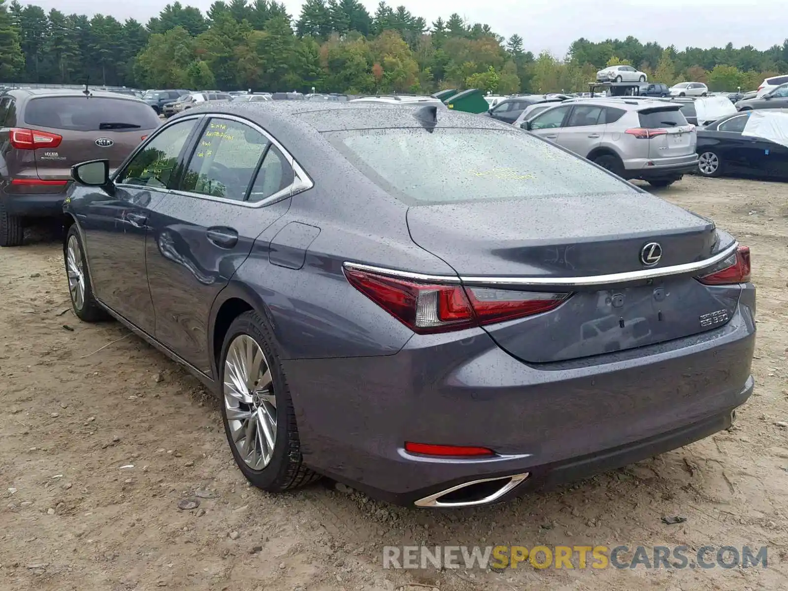 3 Photograph of a damaged car 58ABZ1B10KU020646 LEXUS ES350 2019