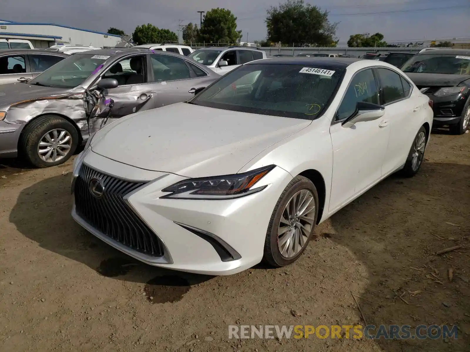 2 Photograph of a damaged car 58ABZ1B10KU021134 LEXUS ES350 2019