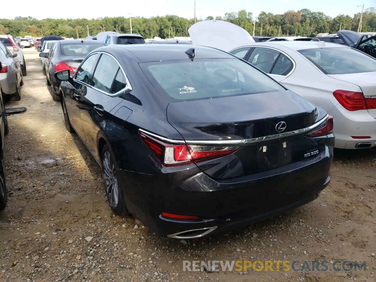 3 Photograph of a damaged car 58ABZ1B10KU022591 LEXUS ES350 2019