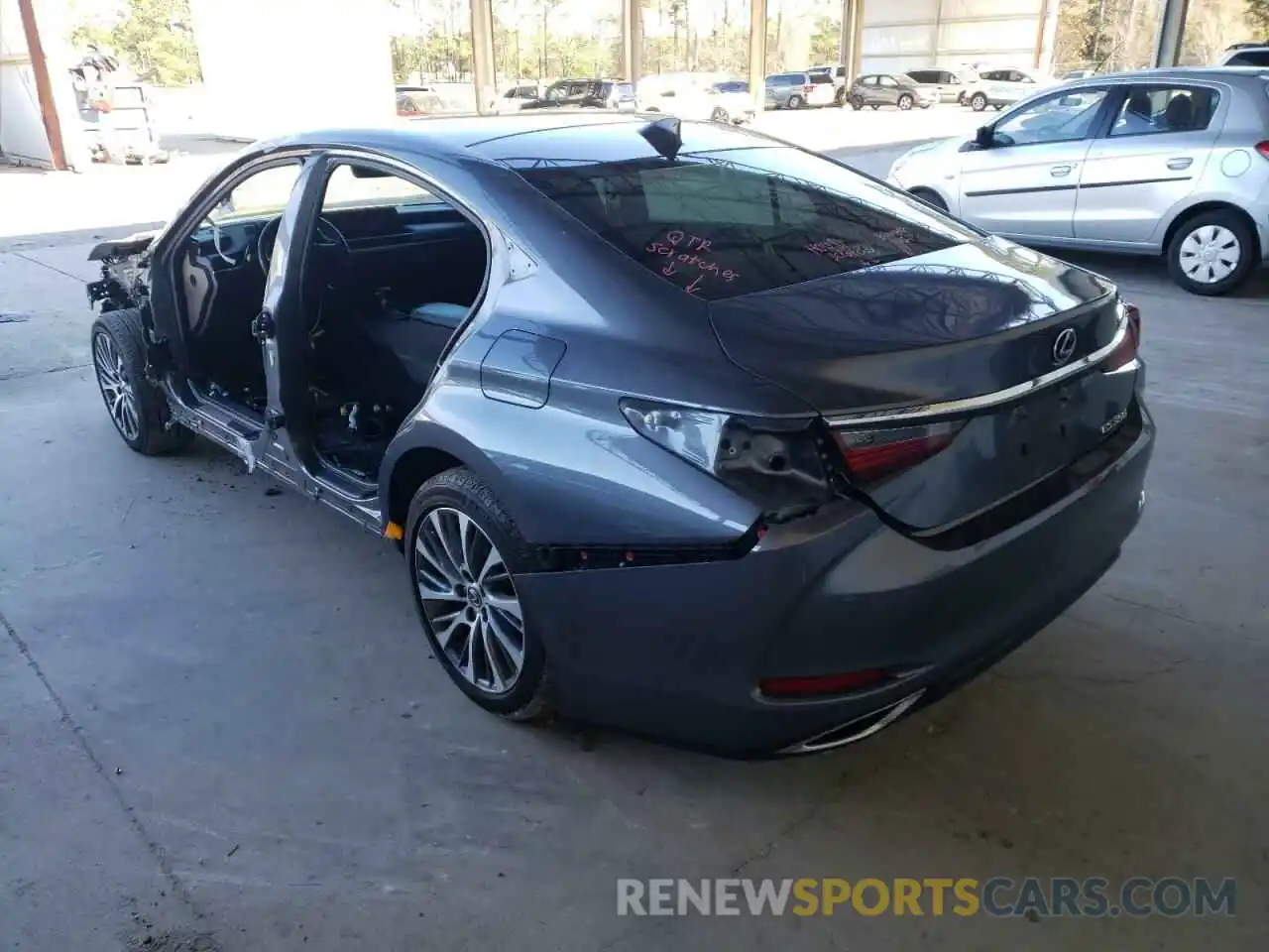 3 Photograph of a damaged car 58ABZ1B10KU029606 LEXUS ES350 2019