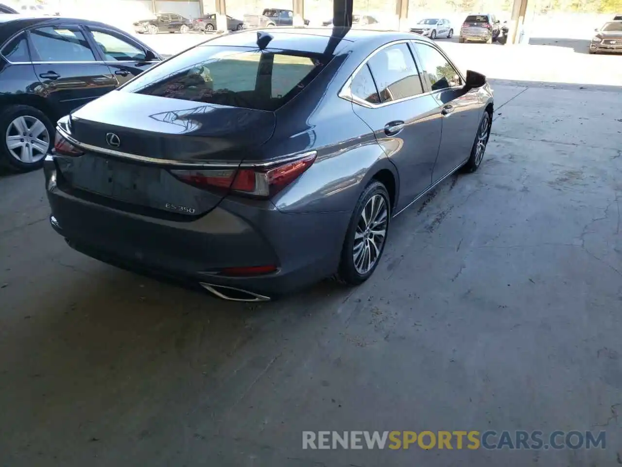 4 Photograph of a damaged car 58ABZ1B10KU029606 LEXUS ES350 2019