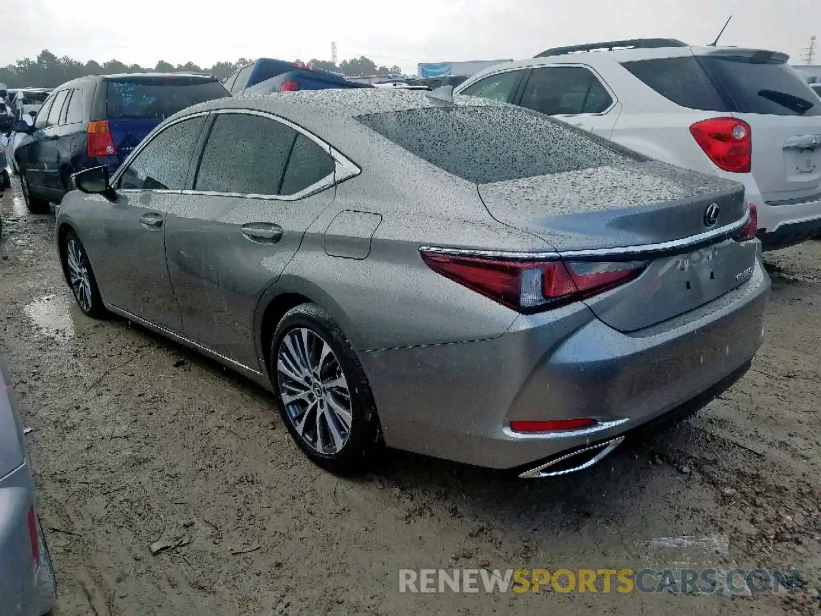 3 Photograph of a damaged car 58ABZ1B10KU040508 LEXUS ES350 2019