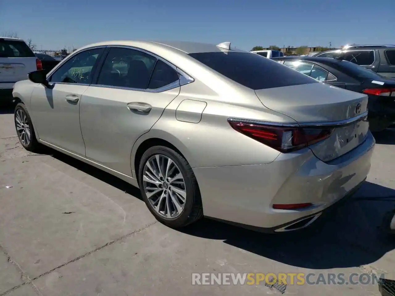 3 Photograph of a damaged car 58ABZ1B10KU042209 LEXUS ES350 2019