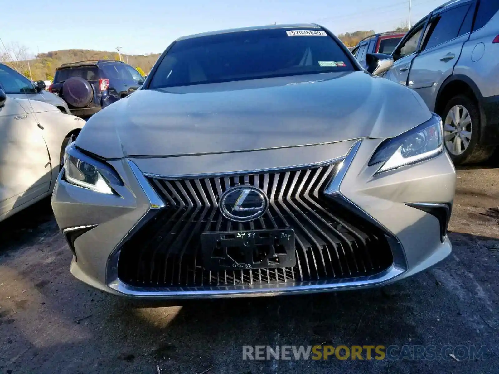 9 Photograph of a damaged car 58ABZ1B10KU045739 LEXUS ES350 2019