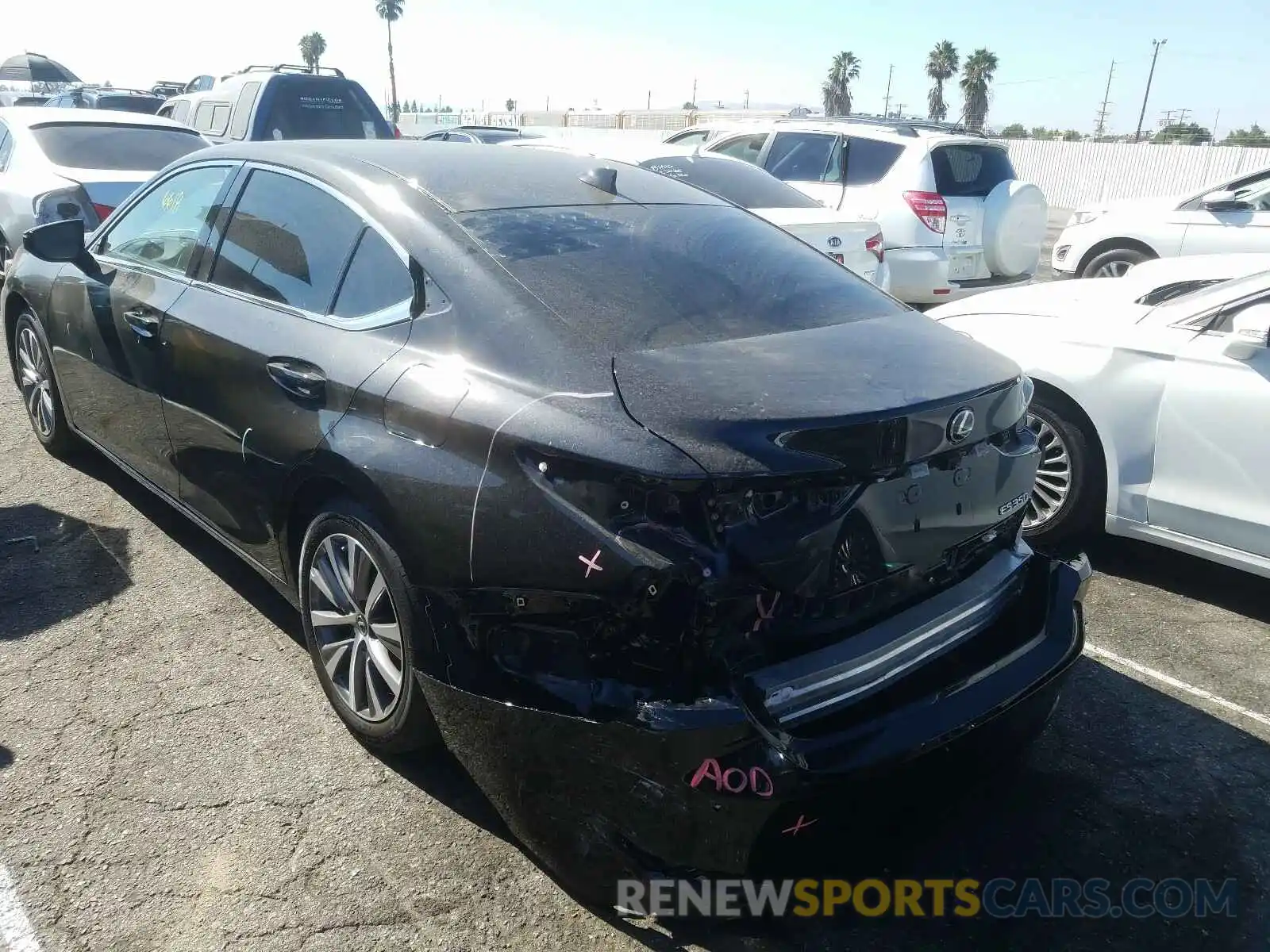 3 Photograph of a damaged car 58ABZ1B10KU048799 LEXUS ES350 2019