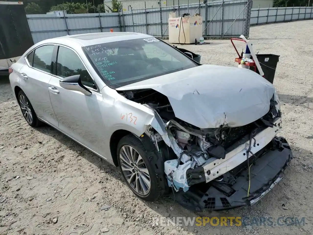 1 Photograph of a damaged car 58ABZ1B10KU050441 LEXUS ES350 2019