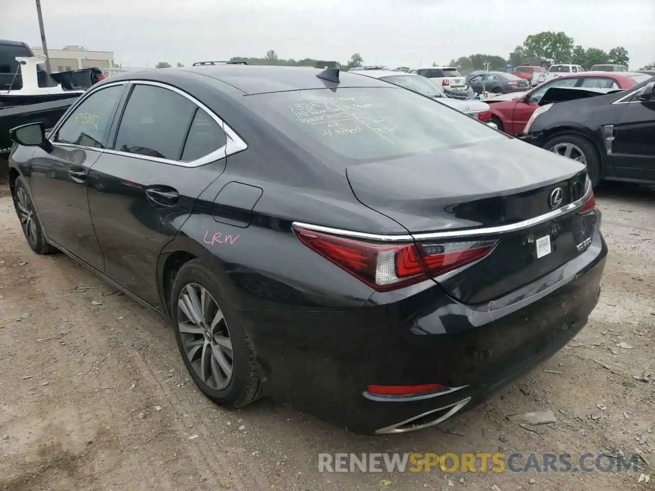 3 Photograph of a damaged car 58ABZ1B11KU014483 LEXUS ES350 2019