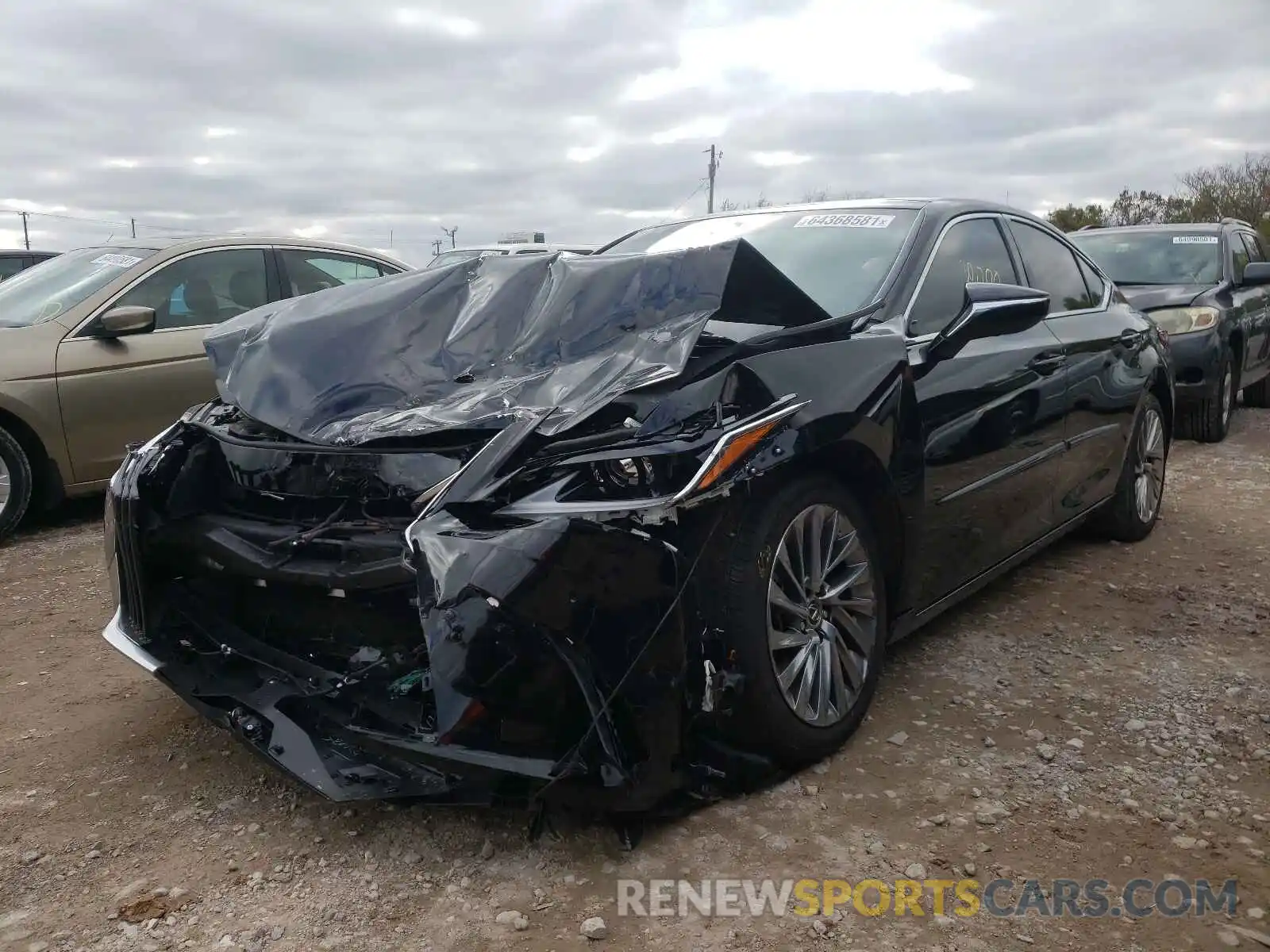 2 Photograph of a damaged car 58ABZ1B11KU021157 LEXUS ES350 2019