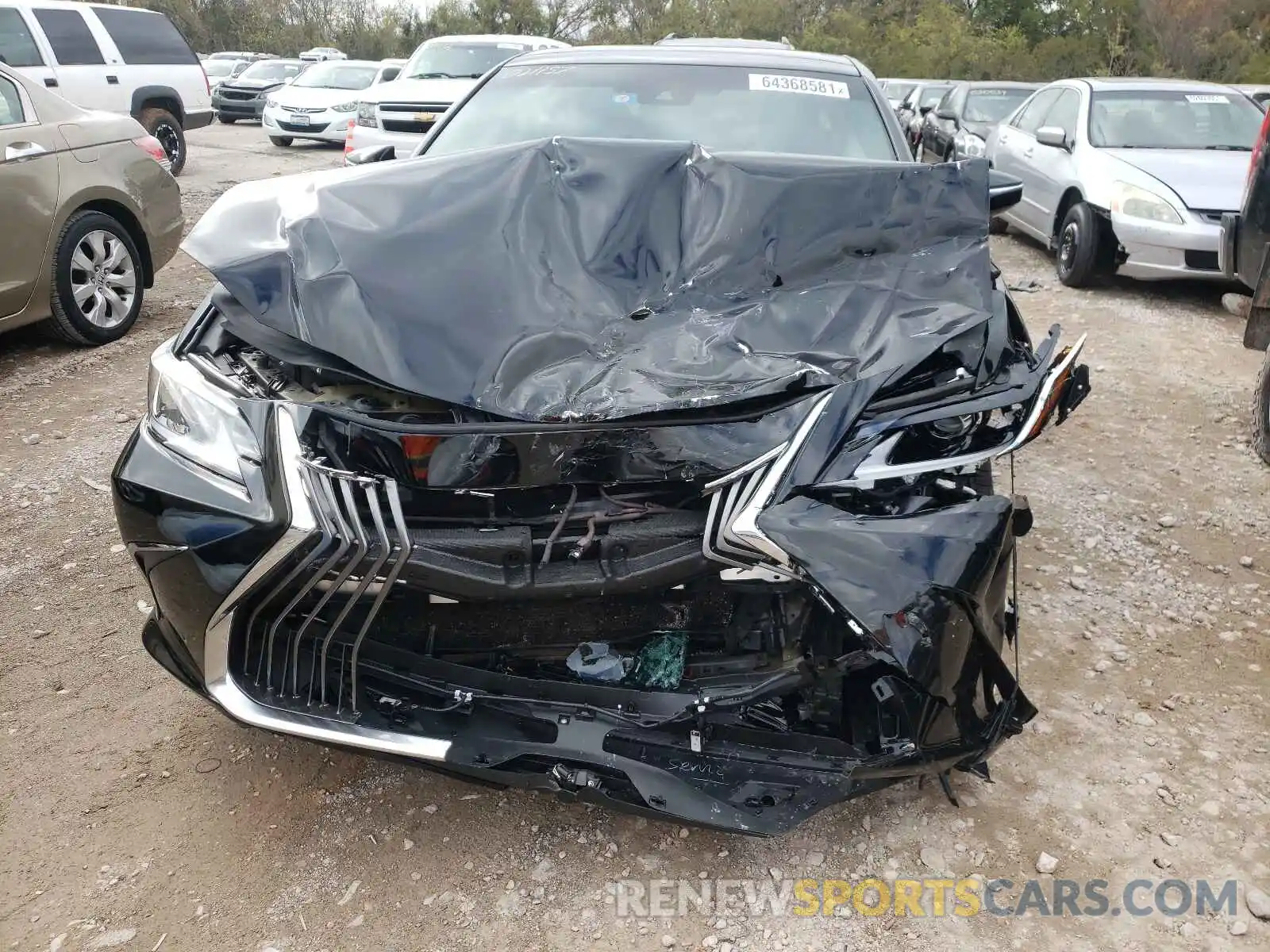 9 Photograph of a damaged car 58ABZ1B11KU021157 LEXUS ES350 2019