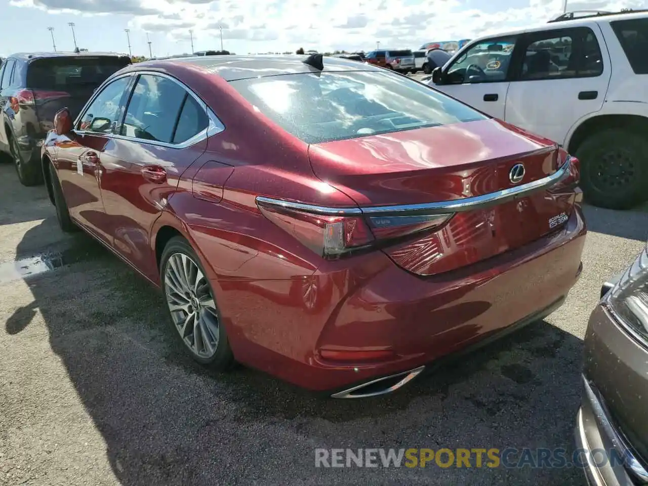 3 Photograph of a damaged car 58ABZ1B11KU026746 LEXUS ES350 2019