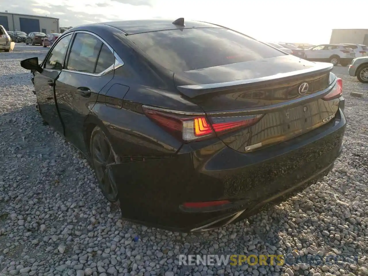 3 Photograph of a damaged car 58ABZ1B11KU029761 LEXUS ES350 2019