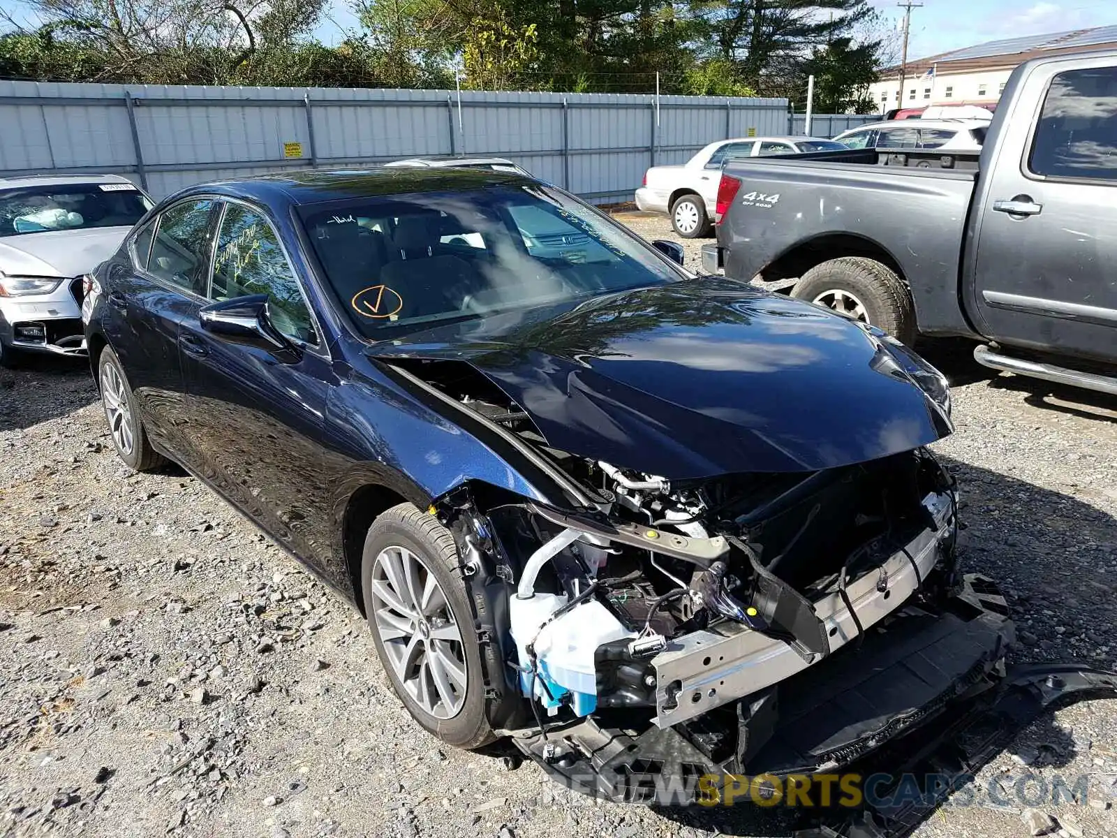 1 Photograph of a damaged car 58ABZ1B11KU030795 LEXUS ES350 2019