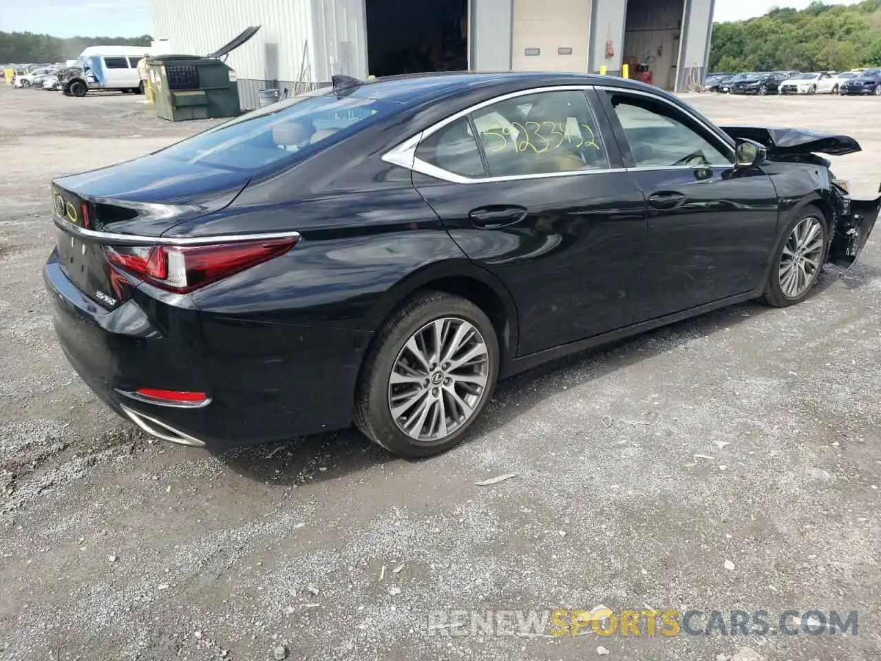 4 Photograph of a damaged car 58ABZ1B11KU034295 LEXUS ES350 2019