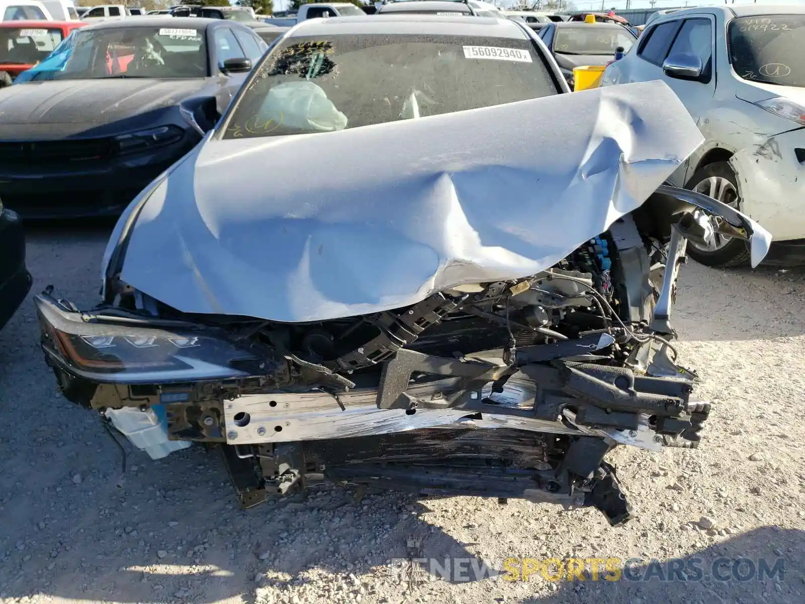 7 Photograph of a damaged car 58ABZ1B11KU037536 LEXUS ES350 2019
