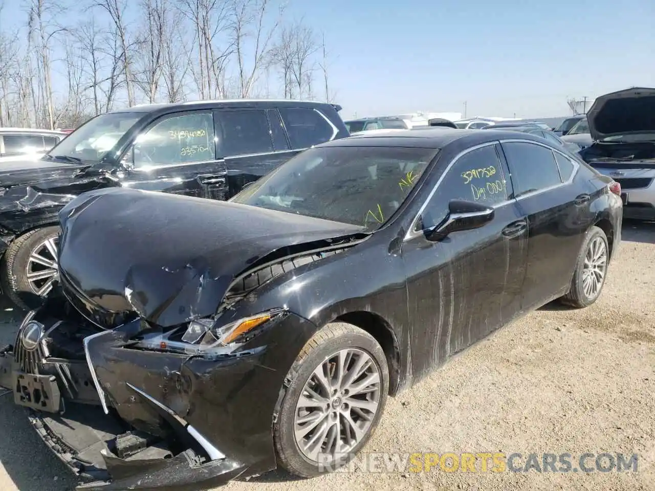 2 Photograph of a damaged car 58ABZ1B11KU037830 LEXUS ES350 2019