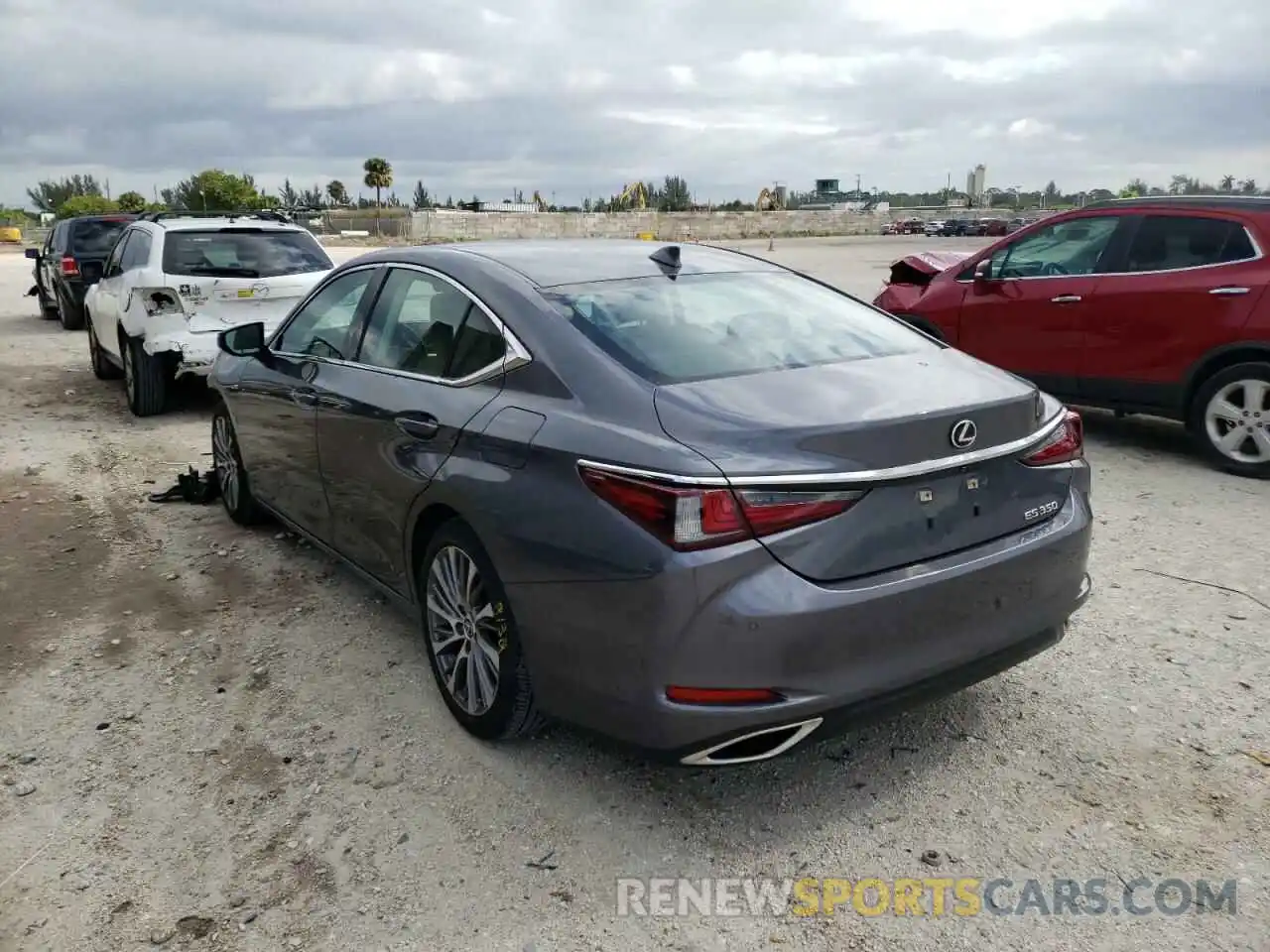 3 Photograph of a damaged car 58ABZ1B11KU038881 LEXUS ES350 2019