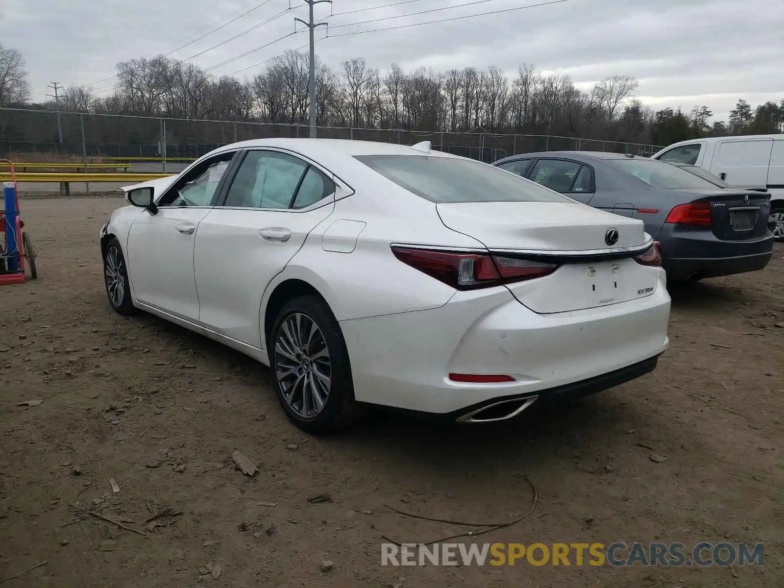 3 Photograph of a damaged car 58ABZ1B11KU044065 LEXUS ES350 2019