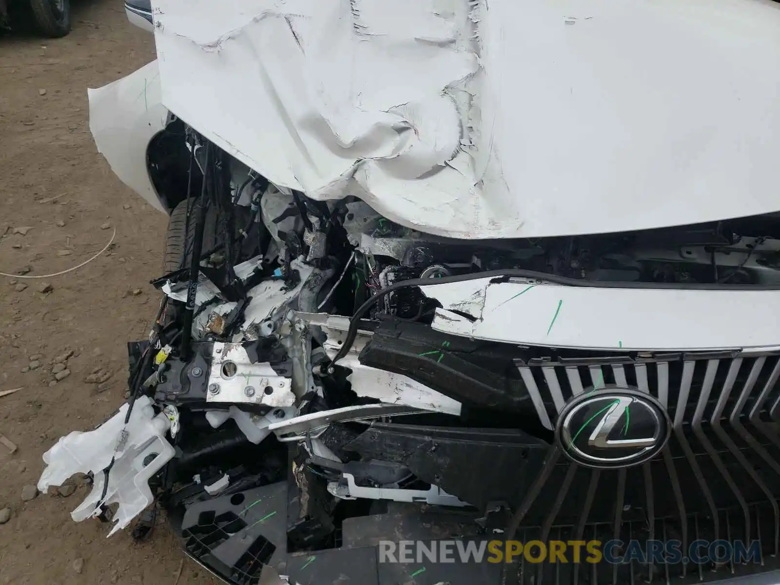 9 Photograph of a damaged car 58ABZ1B11KU044065 LEXUS ES350 2019